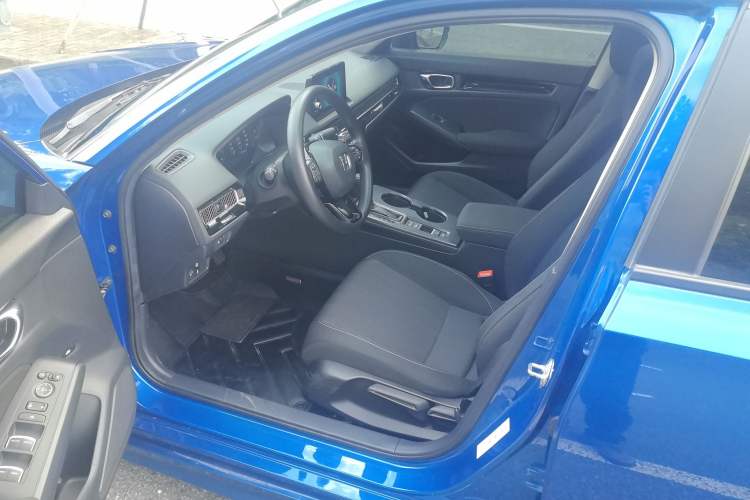 Used Honda Civic 2023 240TURBO CVT Dynamic Edition Interior 1