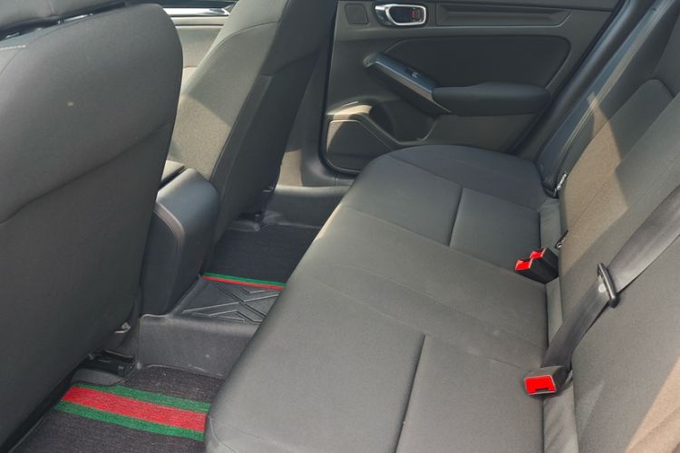 Used Honda Civic 2023 240TURBO CVT Dynamic Edition Interior 2