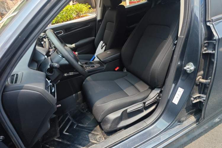 Used Honda Civic 2023 240TURBO CVT Dynamic Edition Left Front Seat
