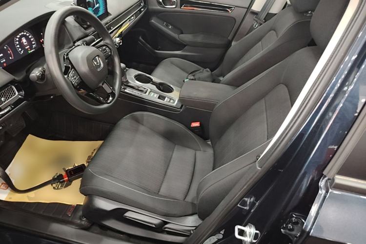 Used Honda Civic 2023 240TURBO CVT Dynamic Edition Left Front Seat