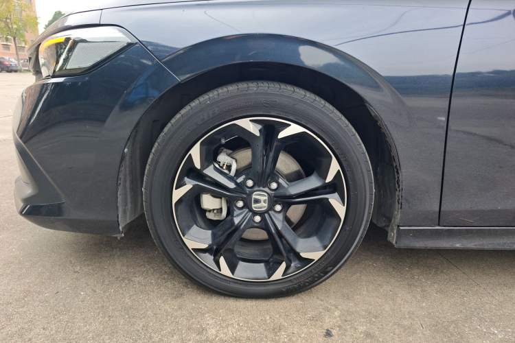 Used Honda Civic 2023 2.0L eHEV Sharp Edition Left Front Wheel Hub