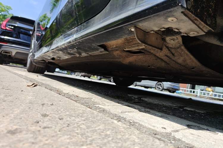 Used Honda Civic 2023 240TURBO CVT Dynamic Edition Left Side Sill