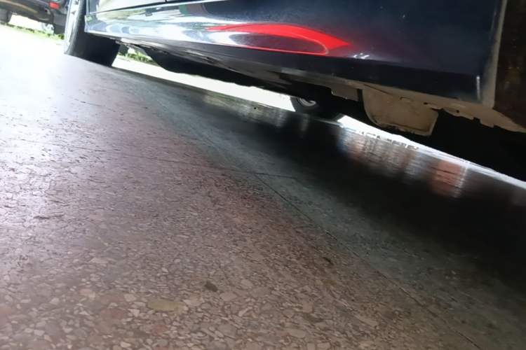 Used Honda Civic 2023 240TURBO CVT Dynamic · Center Stage Special Edition Left Side Sill