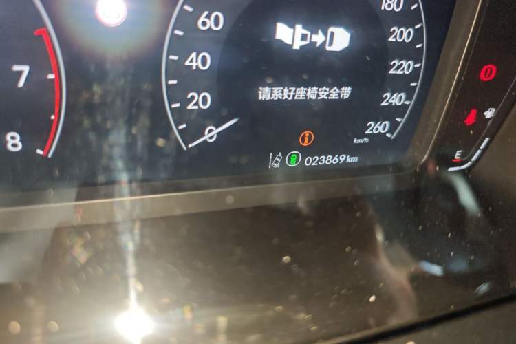 Used Honda Civic 2023 240TURBO CVT Dynamic Edition Odometer Close Up