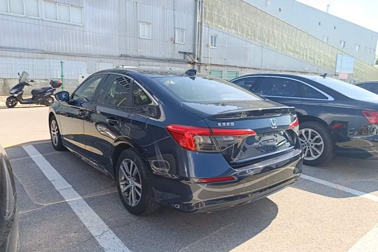 Used Honda Civic 2023 240TURBO CVT Dynamic Edition Rear Left 45 Deg