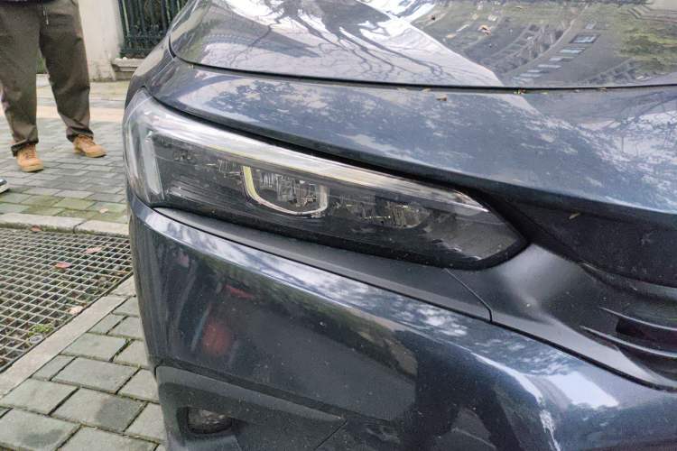 Used Honda Civic 2023 2.0L eHEV Pioneer Edition Right Front Headlight