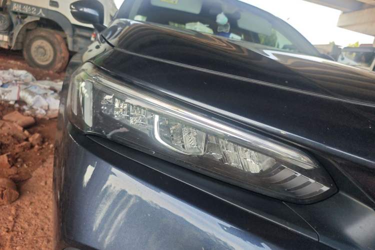 Used Honda Civic 2023 240TURBO CVT Dynamic Edition Right Front Headlight