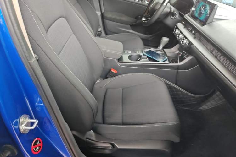 Used Honda Civic 2023 240TURBO CVT Dynamic · Center Stage Special Edition Right Front Seat