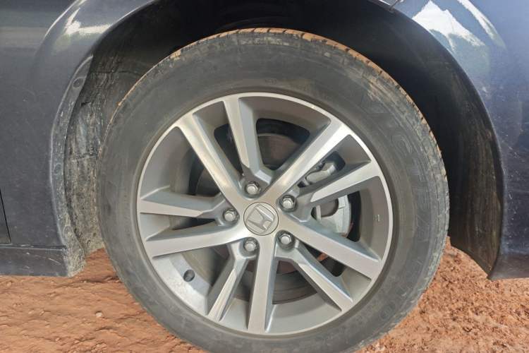 Used Honda Civic 2023 240TURBO CVT Dynamic Edition Right Front Wheel Hub