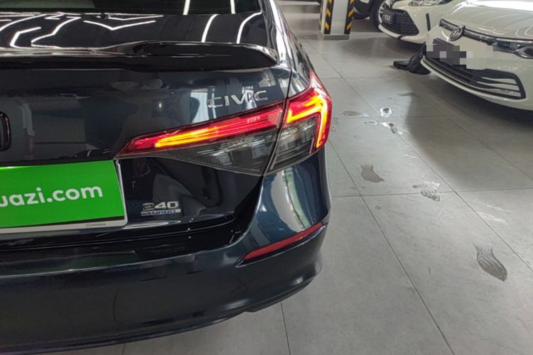 Used Honda Civic 2023 240TURBO CVT Dynamic Edition Right Rear Taillight