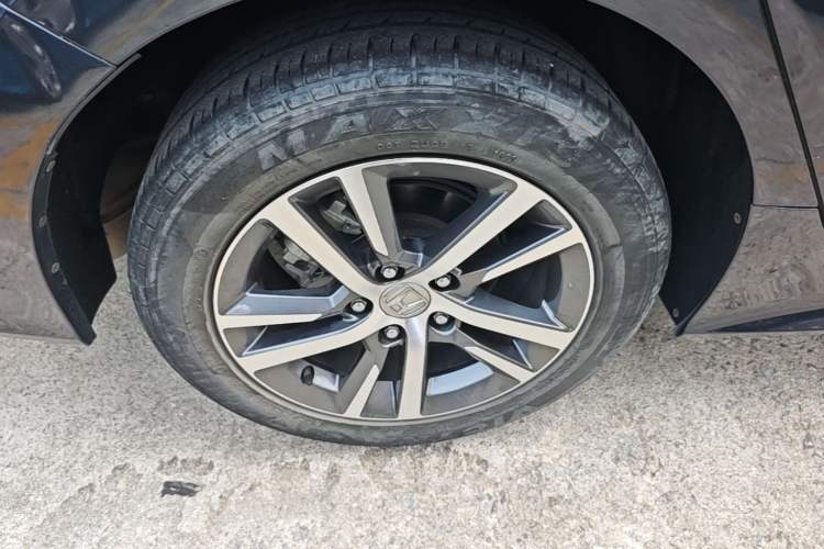 Used Honda Civic 2023 240TURBO CVT Dynamic Edition Right Rear Wheel Hub