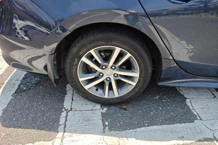 Used Honda Civic 2023 240TURBO CVT Dynamic Edition Right Rear Wheel Hub
