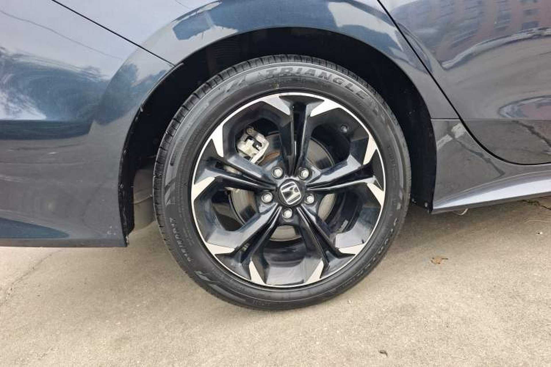 Used Honda Civic 2023 2.0L eHEV Sharp Edition Right Rear Wheel Hub