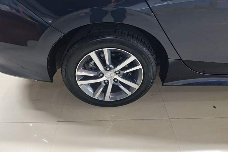 Used Honda Civic 2023 240TURBO CVT Dynamic Edition Right Rear Wheel Hub