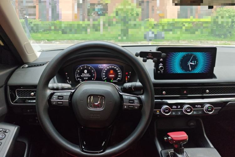 Used Honda Civic 2023 240TURBO CVT Dynamic Edition Steering Wheel