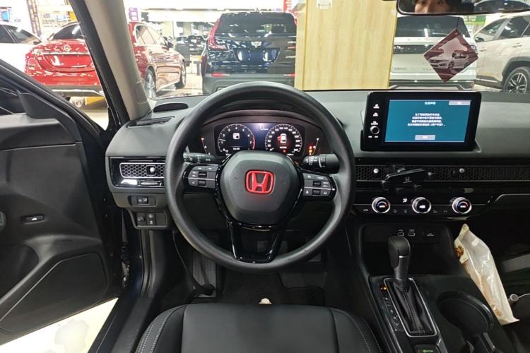 Used Honda Civic 2023 240TURBO CVT Dynamic Edition Steering Wheel