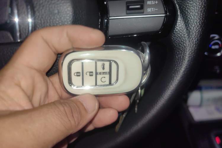 Used Honda Civic 2023 2.0L eHEV Pioneer Edition Vehicle Key