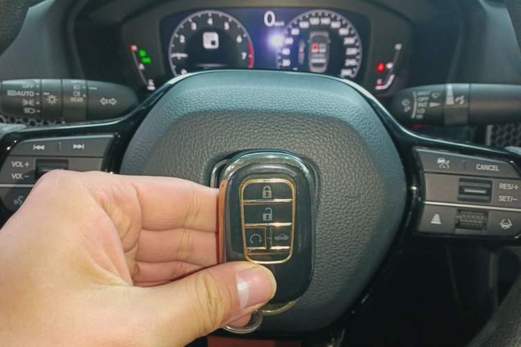 Used Honda Civic 2023 240TURBO CVT Dynamic Edition Vehicle Key