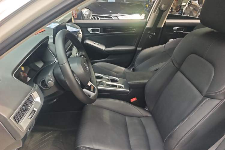 Used Honda Civic 2023 240TURBO CVT Dynamic Control · C-Position Guest Special Edition Left Front Seat