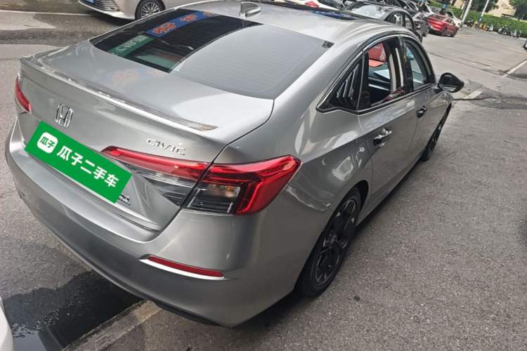 Used Honda Civic 2023 240TURBO CVT Dynamic Control · C-Position Guest Special Edition Rear Right 45 Deg