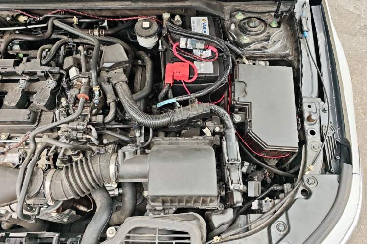 Used Honda Civic 2023 HATCHBACK 240TURBO Manual Extreme Edition Engine Bay Left