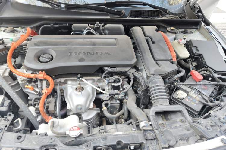 Used Honda Civic 2023 2.0L eHEV Pioneer Edition Engine Bay