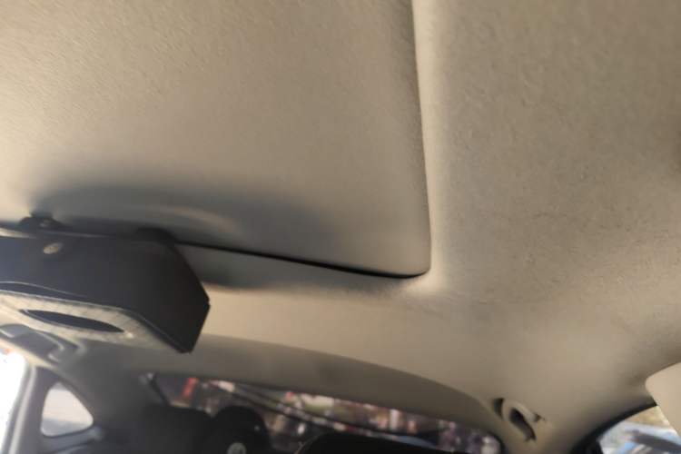 Used Honda Civic 2023 2.0L eHEV Pioneer Edition Headliner