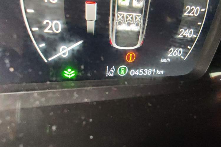 Used Honda Civic 2023 HATCHBACK 240TURBO Manual Extreme Edition Odometer Close Up