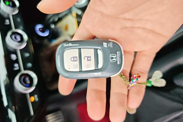 Used Honda Civic 2023 HATCHBACK 240TURBO Manual Extreme Edition Vehicle Key