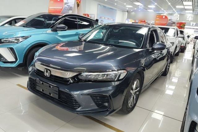 Used Honda Civic 2023 240TURBO CVT Dynamic · Center Stage Special Edition