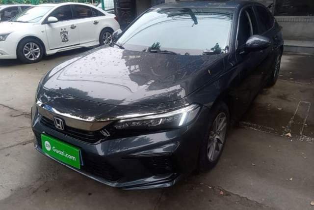 Used Honda Civic 2023 240TURBO CVT Dynamic · Center Stage Special Edition