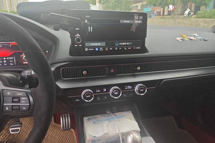 Used Honda Civic 2023 2.0T 420TURBO TYPE R Audio And AC Panel