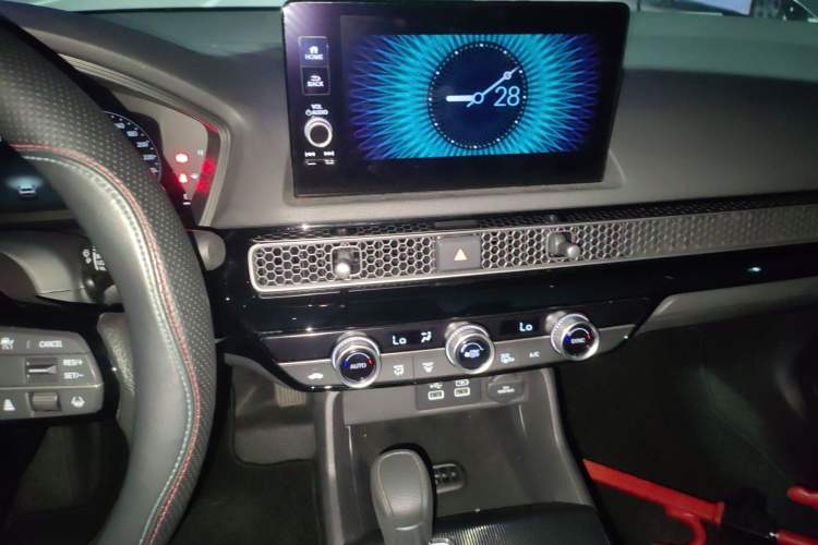 Used Honda Civic 2023 240TURBO CVT Dynamic · Center Stage Special Edition Audio And AC Panel