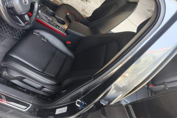 Used Honda Civic 2023 240TURBO CVT Dynamic Edition Driver Seat