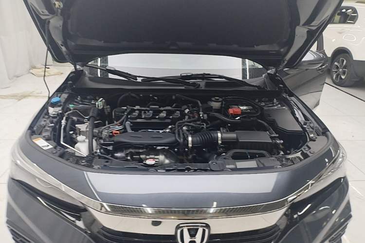 Used Honda Civic 2023 240TURBO CVT Dynamic · Center Stage Special Edition Engine Bay