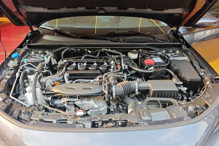 Used Honda Civic 2023 240TURBO CVT Dynamic Edition Engine Bay