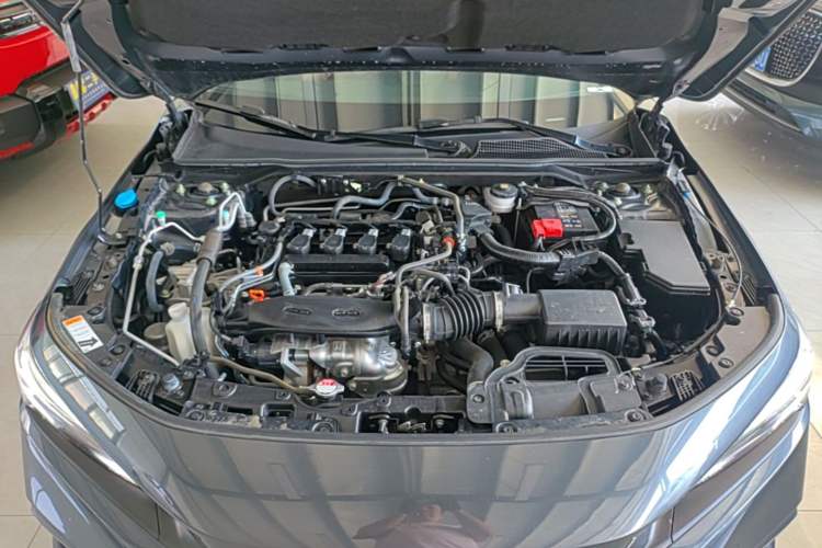 Used Honda Civic 2023 240TURBO CVT Dynamic Edition Engine Bay