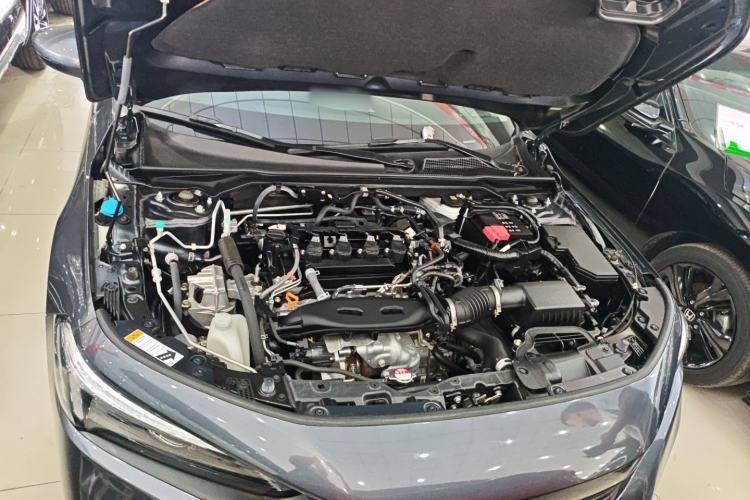 Used Honda Civic 2023 240TURBO CVT Dynamic Edition Engine Bay