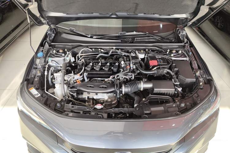 Used Honda Civic 2023 240TURBO CVT Dynamic Edition Engine Bay