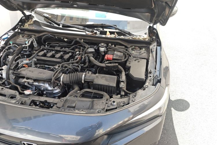 Used Honda Civic 2023 240TURBO CVT Dynamic Edition Engine Bay Left