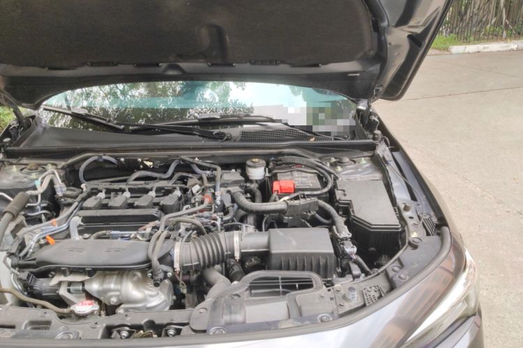 Used Honda Civic 2023 240TURBO CVT Dynamic Edition Engine Bay Left