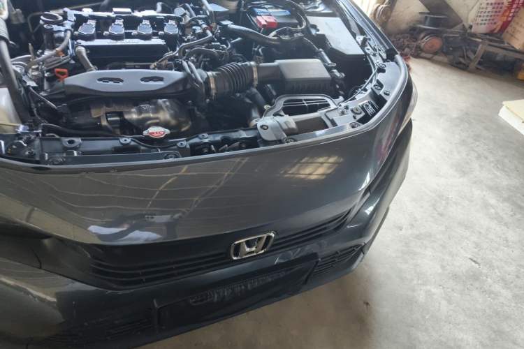 Used Honda Civic 2023 240TURBO CVT Dynamic Edition Engine Bay Left