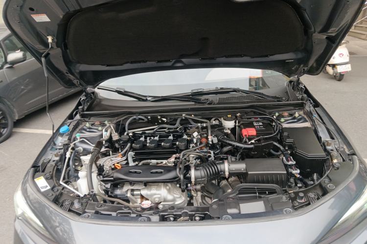 Used Honda Civic 2023 240TURBO CVT Dynamic Edition Engine Bay