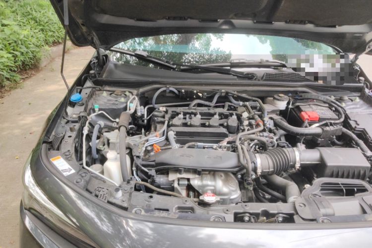 Used Honda Civic 2023 240TURBO CVT Dynamic Edition Engine Bay Right