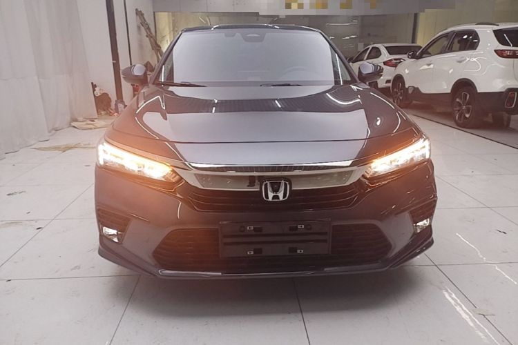 Used Honda Civic 2023 240TURBO CVT Dynamic · Center Stage Special Edition Front