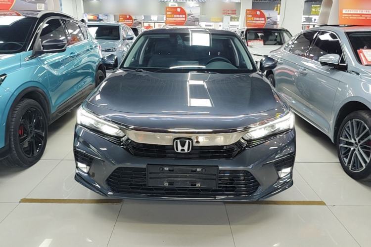 Used Honda Civic 2023 240TURBO CVT Dynamic · Center Stage Special Edition Front