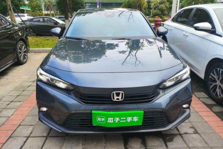 Used Honda Civic 2023 240TURBO CVT Dynamic · Center Stage Special Edition Front