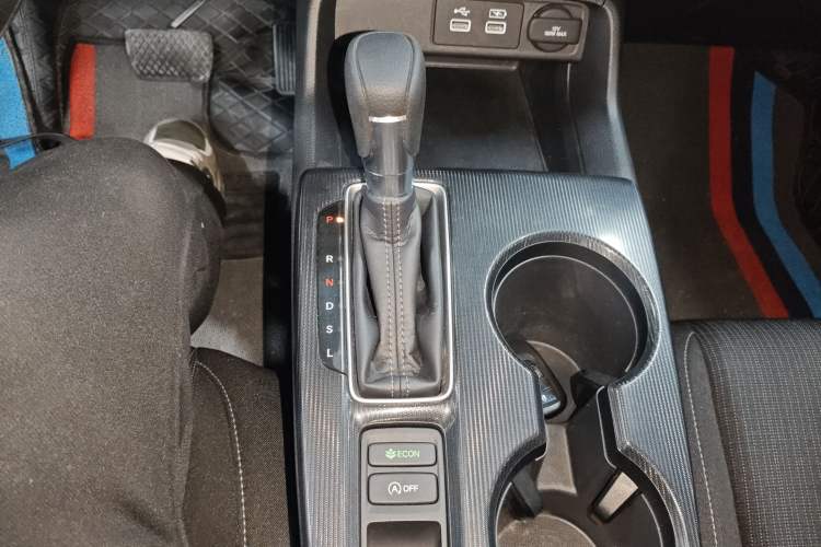 Used Honda Civic 2023 240TURBO CVT Dynamic Edition Gear Lever