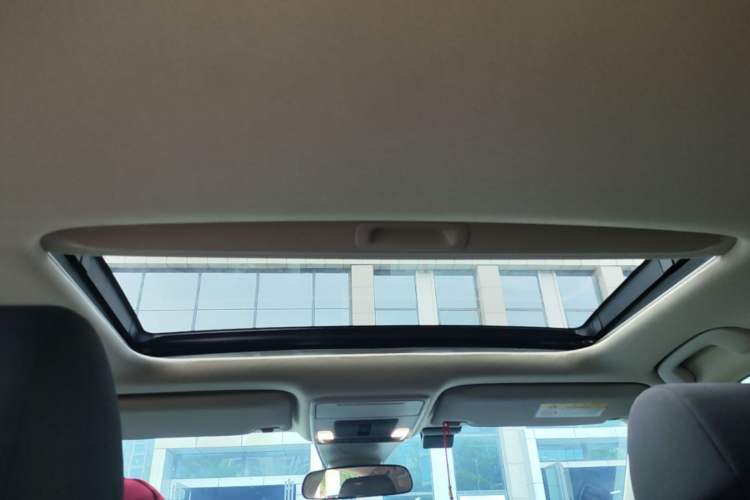 Used Honda Civic 2023 240TURBO CVT Dynamic · Center Stage Special Edition Headliner