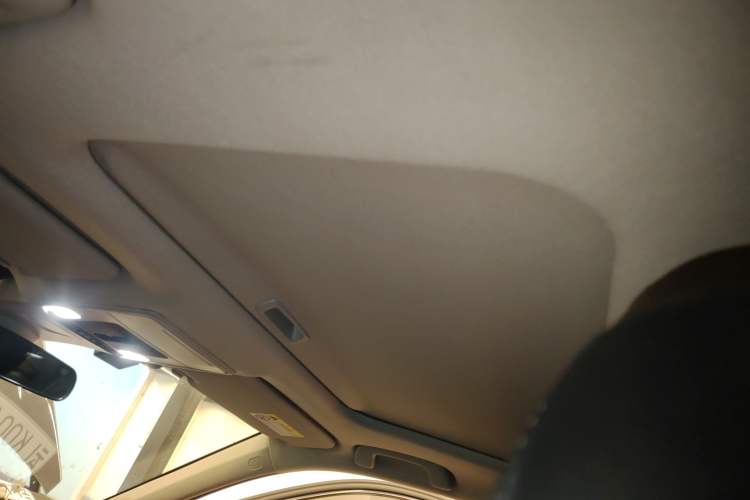 Used Honda Civic 2023 240TURBO CVT Dynamic Edition Headliner